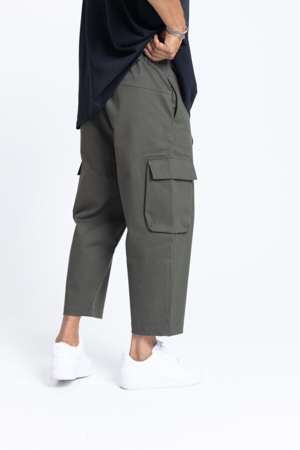 Devoted Cropped Pants with Pockets Green - Image 2