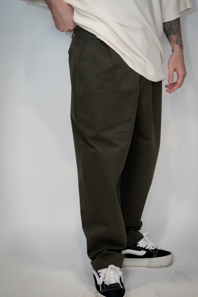 Devoted Classic Pleated Pants